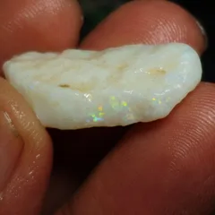 15 Carats Coober pedy opal rough - 2