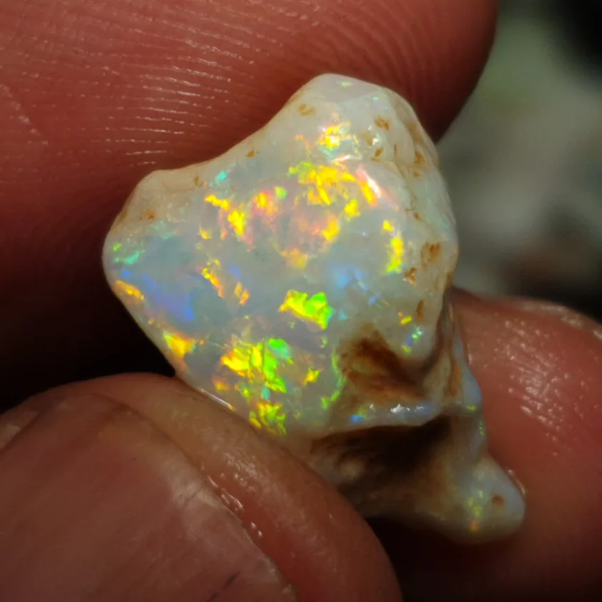 10.5 Carats Coober pedy opal rough - 4