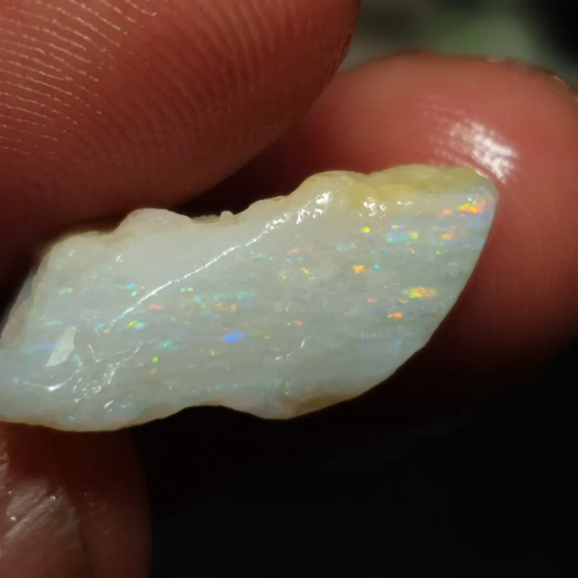 12.7 Carats Coober pedy opal rough