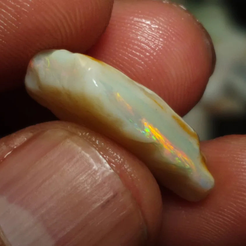 9.85 Carats Coober pedy opal rough - 3