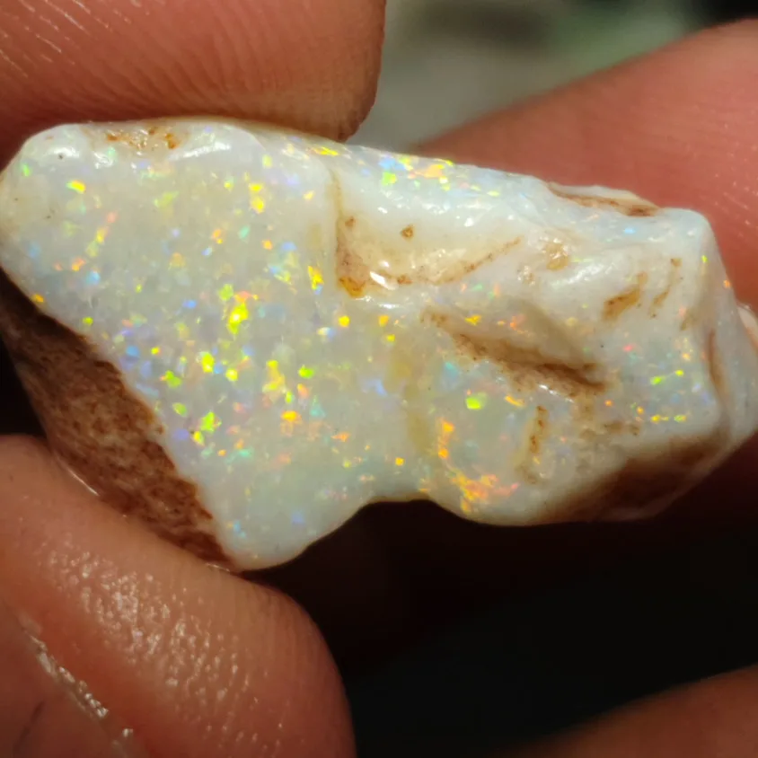 14.2 Carats Coober pedy opal rough