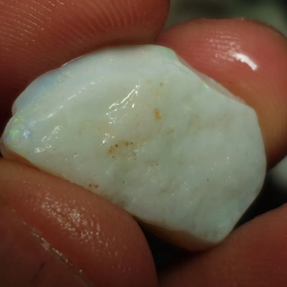 13.6 Carats Coober pedy opal rough - 3