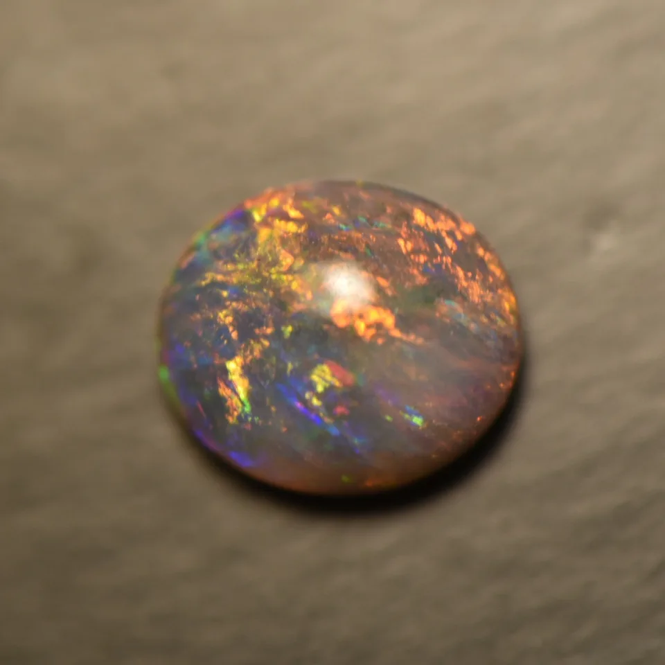 1.1 carats Lightning ridge opal