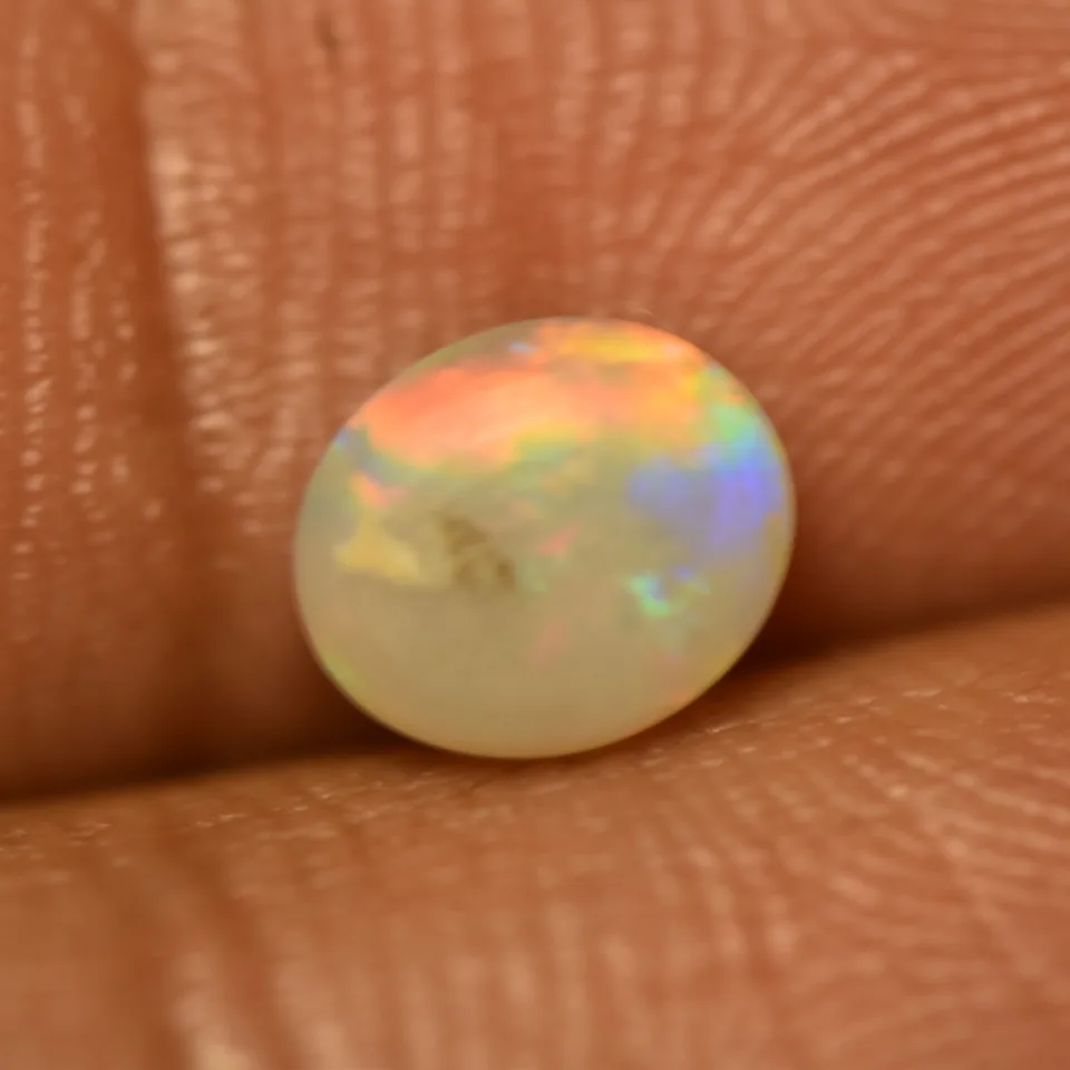 0.95 carats Lightning ridge opal - 3