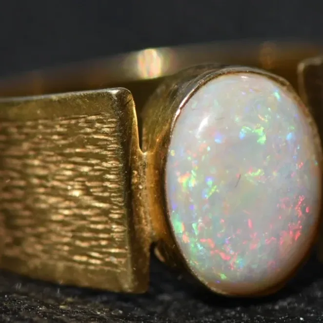 MENS Coober Pedy Opal Ring 18K Gold