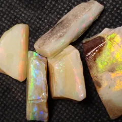 111 Carats Mintabie Rough Opal - 2