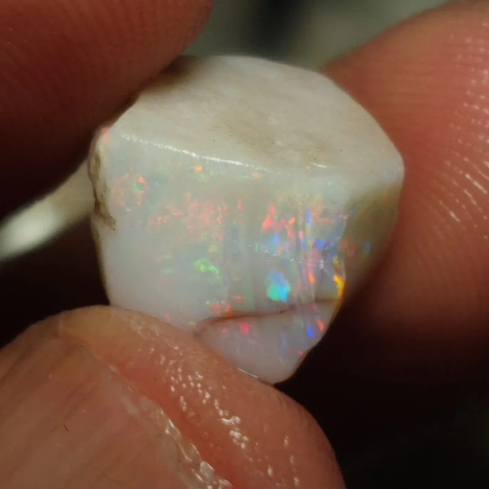 8.5 Carats Coober Pedy Rough Opal Parcel - 3