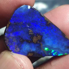 32 Carats Boulder Opal - 2