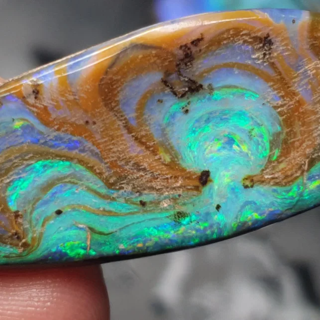 32 Carats Boulder Opal - 3