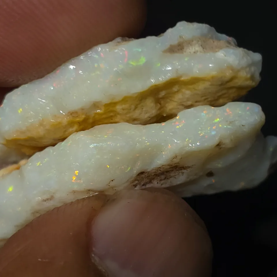 42.5 Carats Coober Pedy Opal Rough