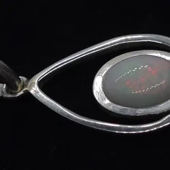 Coober Pedy Opal Pendant  - 4