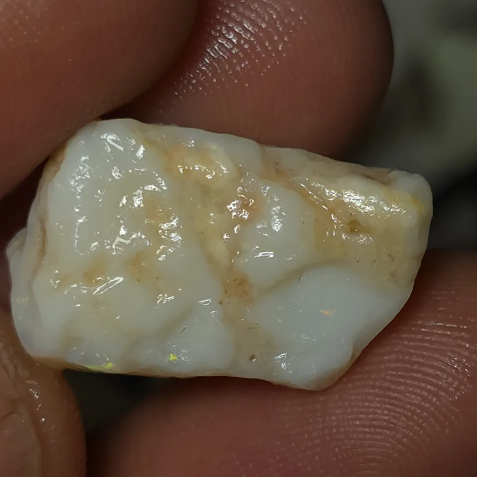 15 Carats Coober Pedy Opal Rough stone - 6