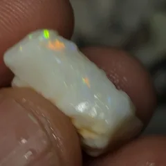 15 Carats Coober Pedy Opal Rough stone  - 4