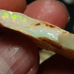 26 Carats Coober Pedy Opal Rough  - 2