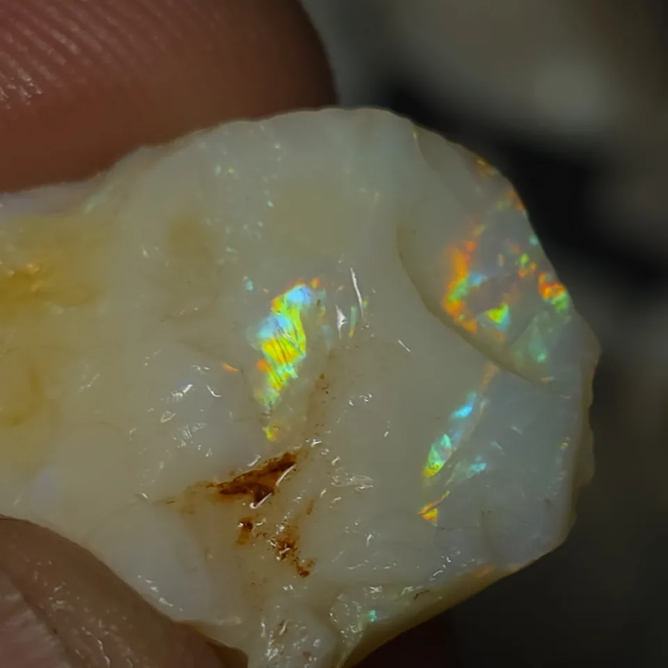 15 Carats Coober Pedy Opal Rough 