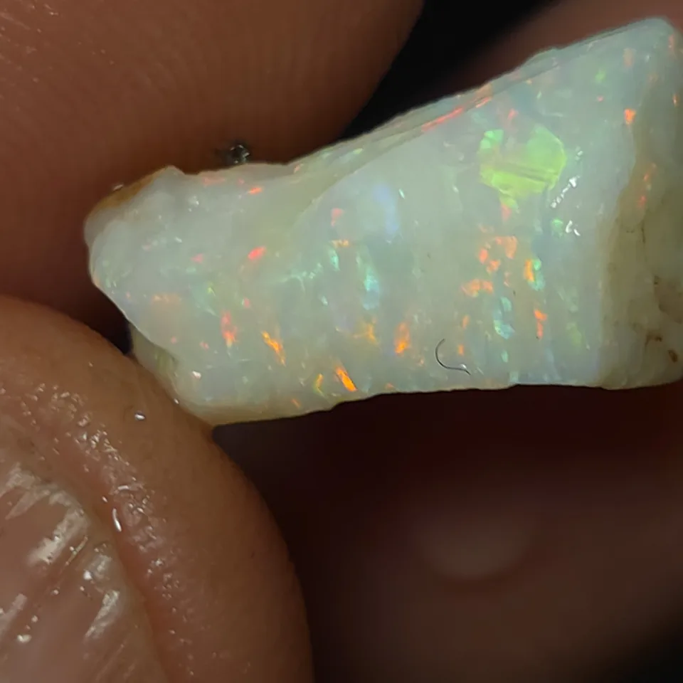 6.3 carats Coober Pedy Opal Rough stone - 2