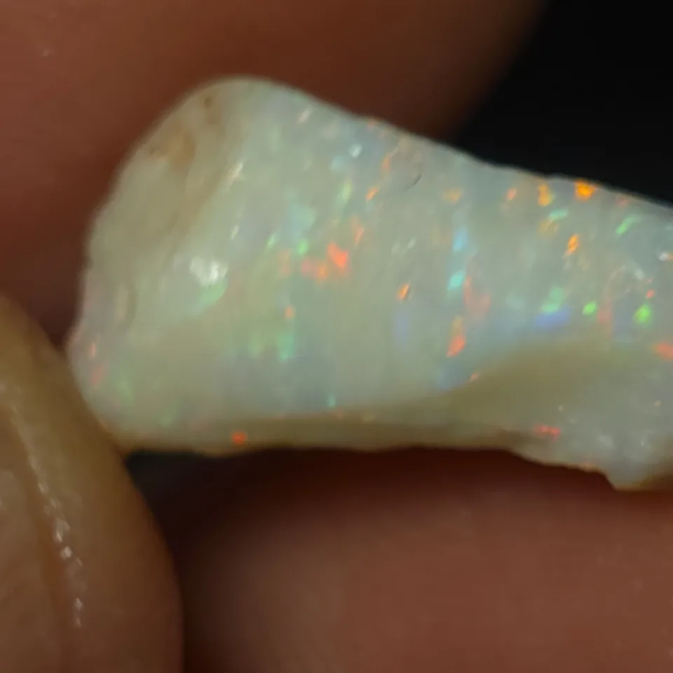 6.3 carats Coober Pedy Opal Rough stone