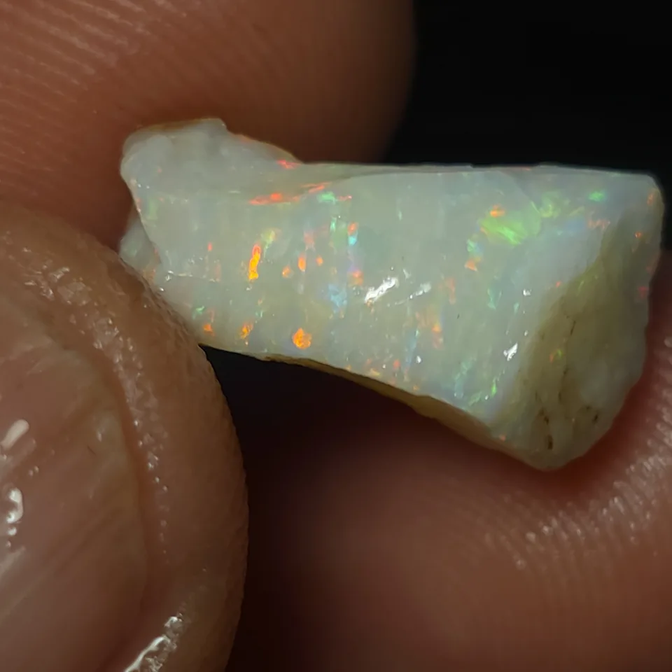 6.3 carats Coober Pedy Opal Rough stone - 10