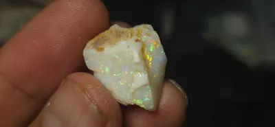 18 Carats Coober Pedy Opal Rough 