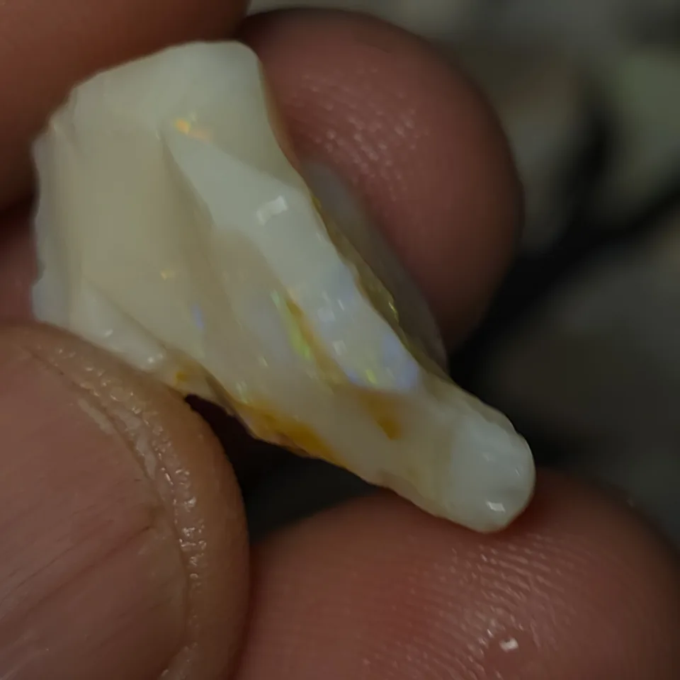 16.7 Carats Coober Pedy Opal Rough - 4