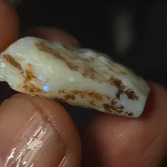 27.7 Carats Coober Pedy Opal Rough  - 5