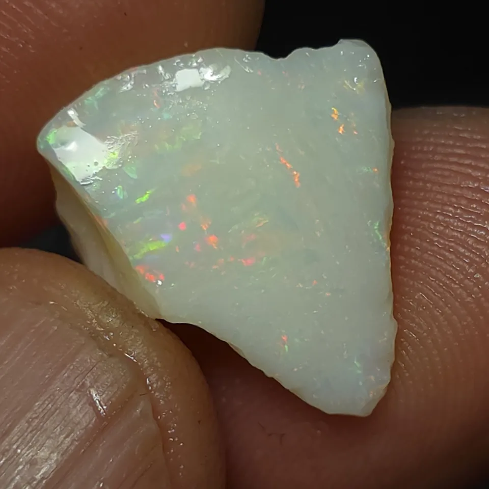 8.65 Carats Coober Pedy Opal Rough stone - 2