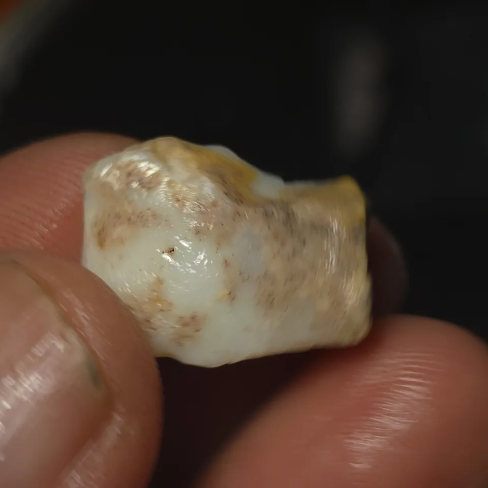 12.7 Carats Coober Pedy Opal Rough  - 2