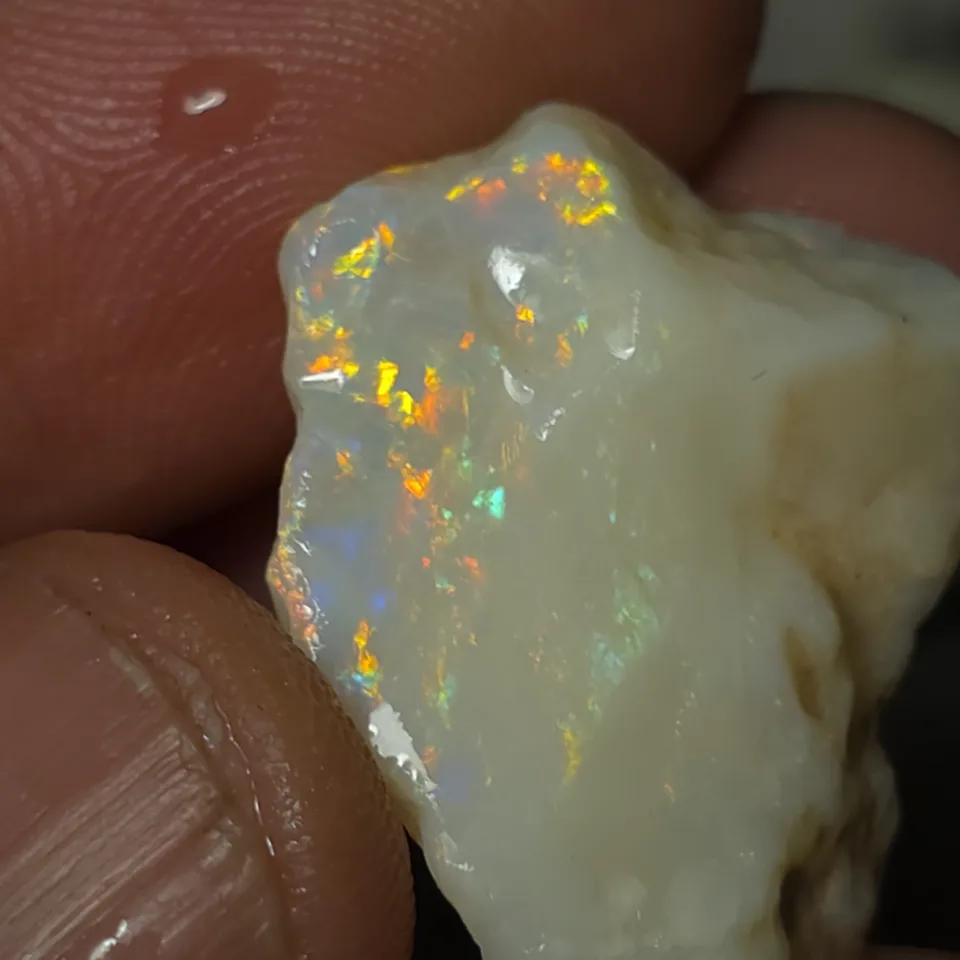 25.6 Carats Coober Pedy Opal Rough stone  - 7