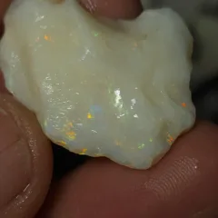 25.6 Carats Coober Pedy Opal Rough stone  - 8