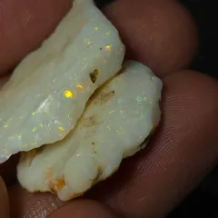 36.8 Carats Coober Pedy Opal Rough  - 4