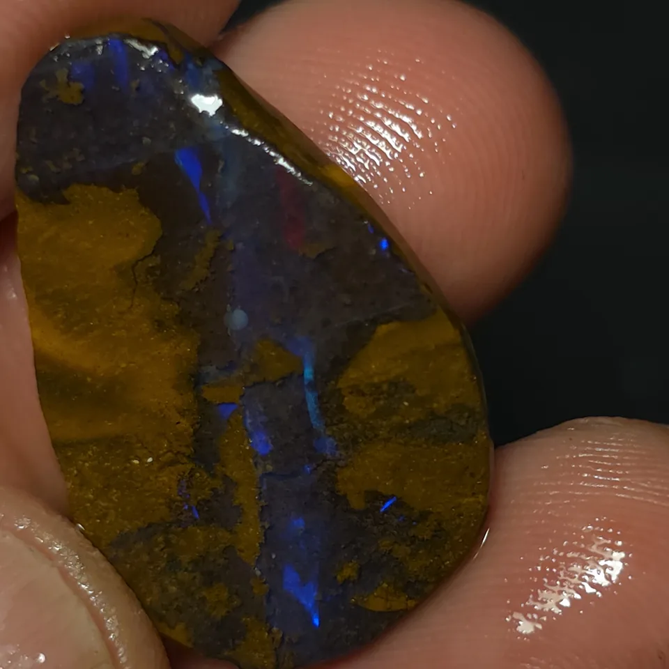 Australian Boulder opal rub - 10