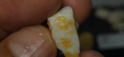Coober Pedy Gamble Rough Opal 