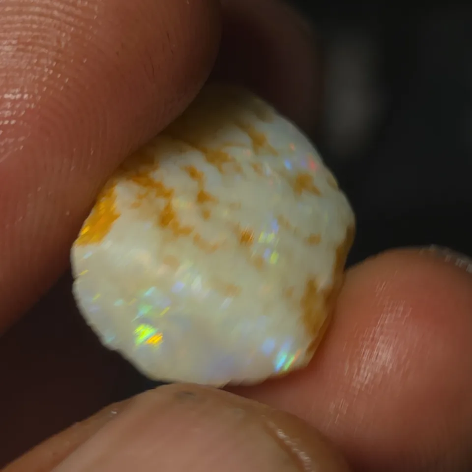16.1 Carats Coober Pedy Opal Rough  - 4