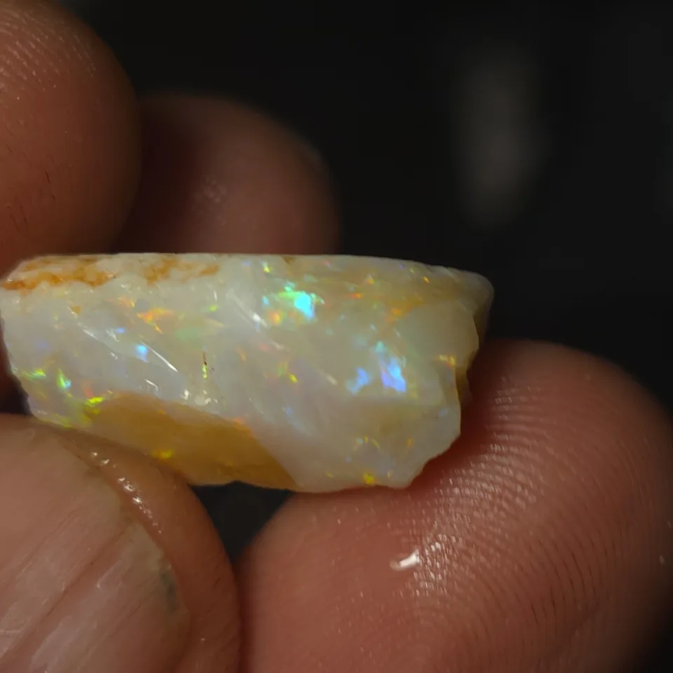 16.1 Carats Coober Pedy Opal Rough  - 9