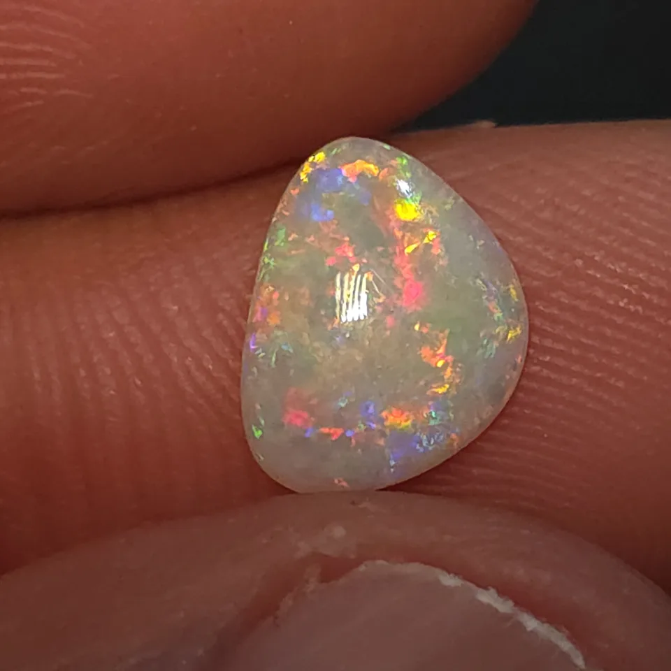 Coober Pedy unset opal - 3