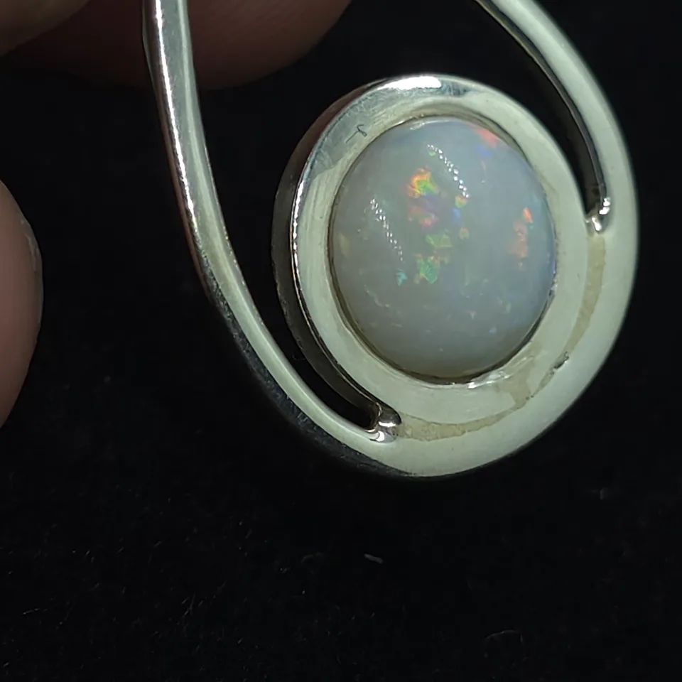 Coober Pedy Opal Pendant