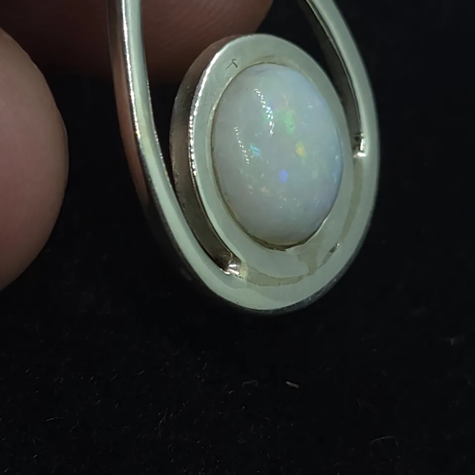 Coober Pedy Opal Pendant - 3
