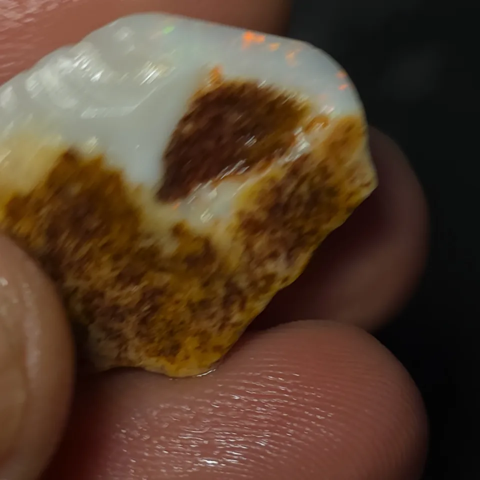 21.3 carats Coober Pedy Opal Rough  - 6