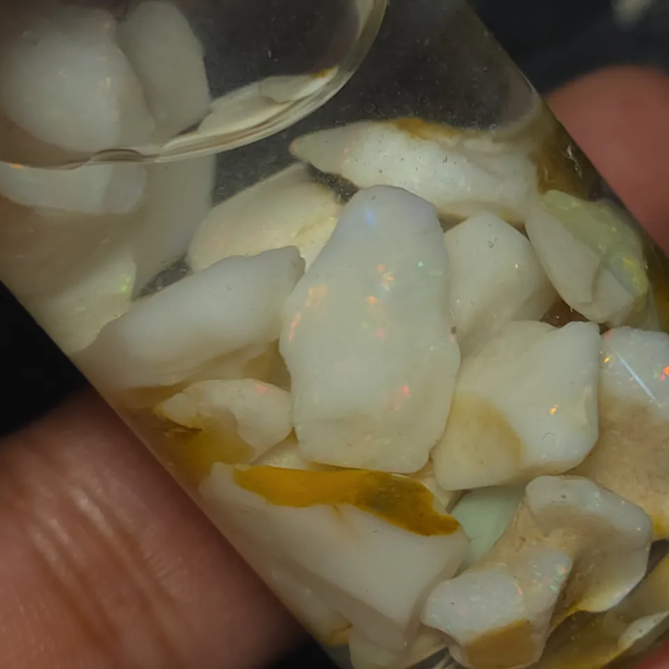 75 Carats Coober Pedy Opal Rough  - 4