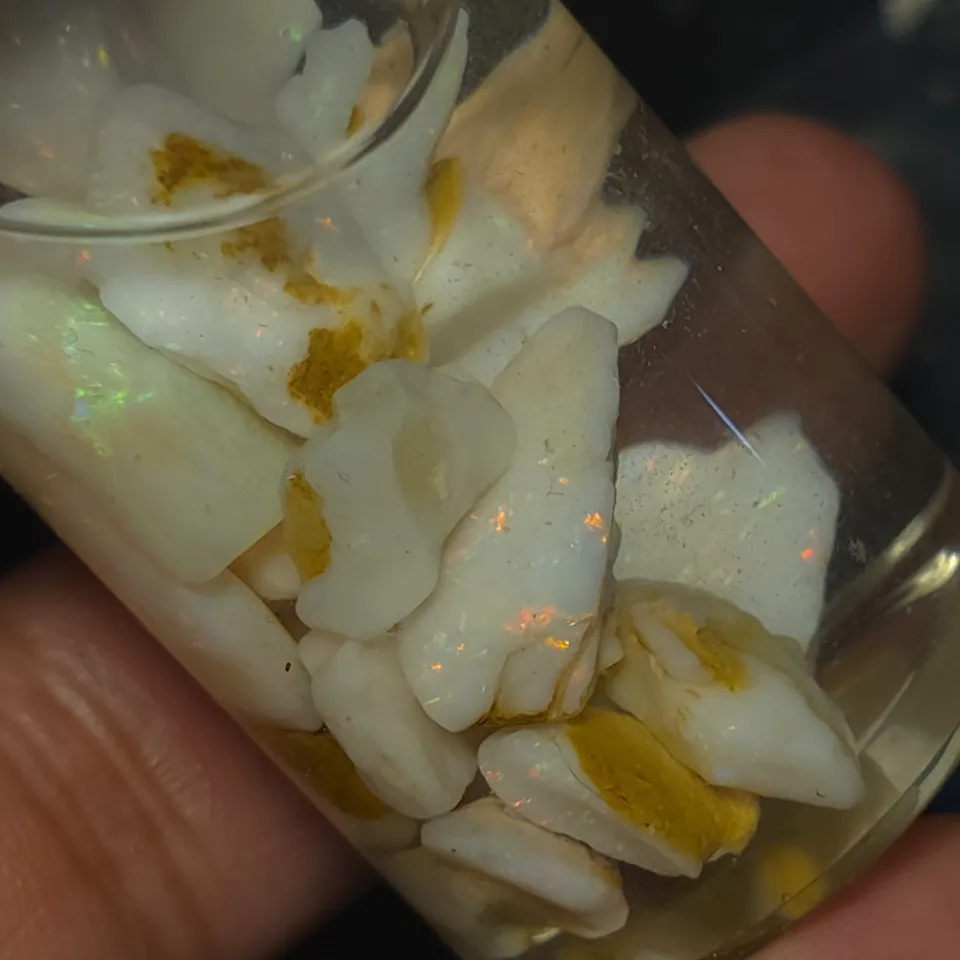 75 Carats Coober Pedy Opal Rough  - 6