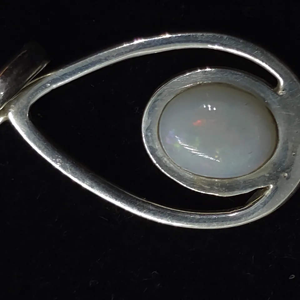 Coober Pedy Opal Pendant  - 4