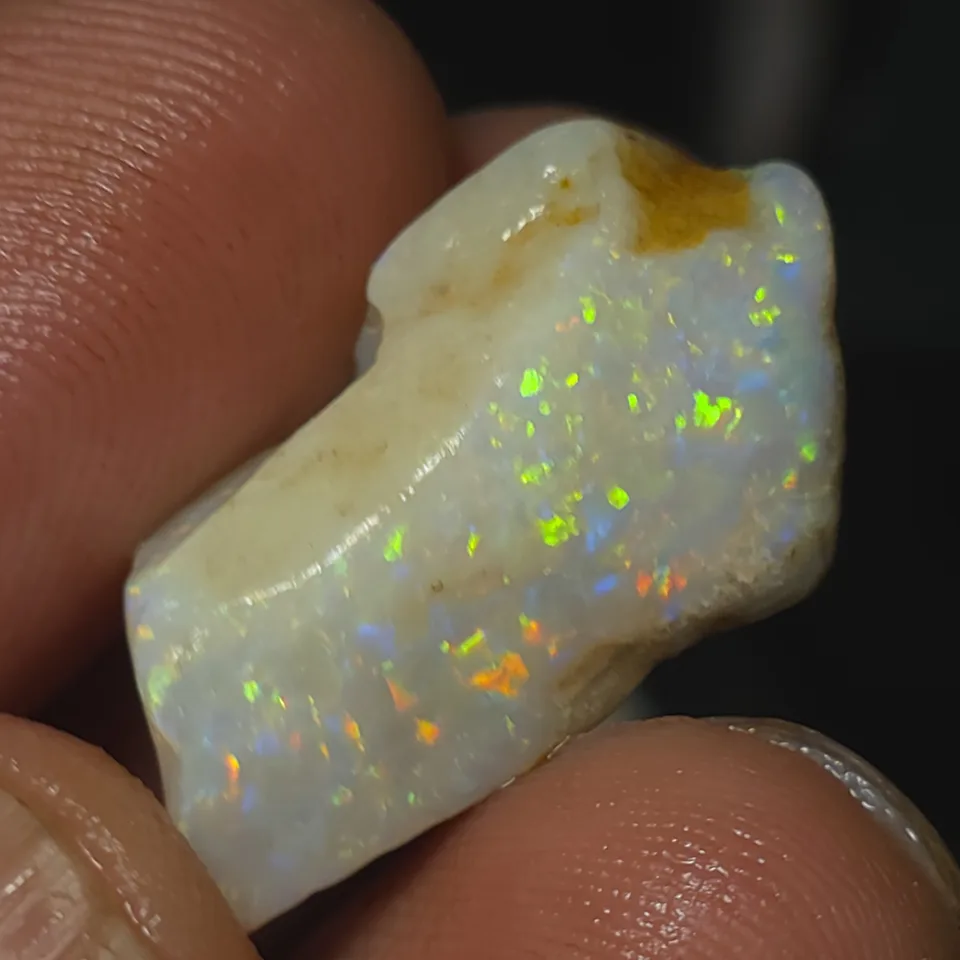 18 Carats Coober Pedy Opal Rough