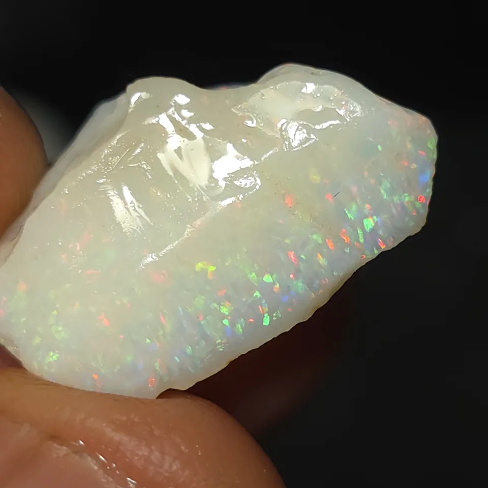 8.5 carats Coober Pedy Opal Rough stone - 2