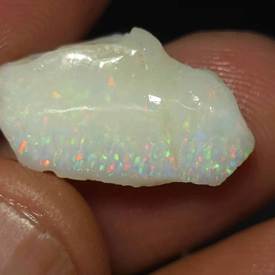 8.5 carats Coober Pedy Opal Rough stone - 3