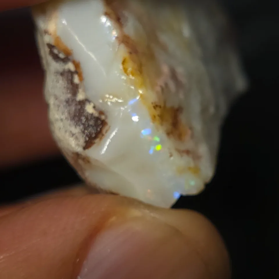 33.8 Carats Coober Pedy Opal Rough  - 7