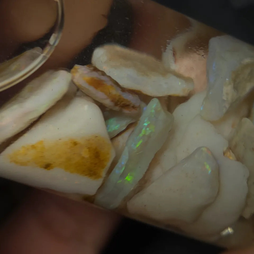 Coober pedy rough opal  - 5