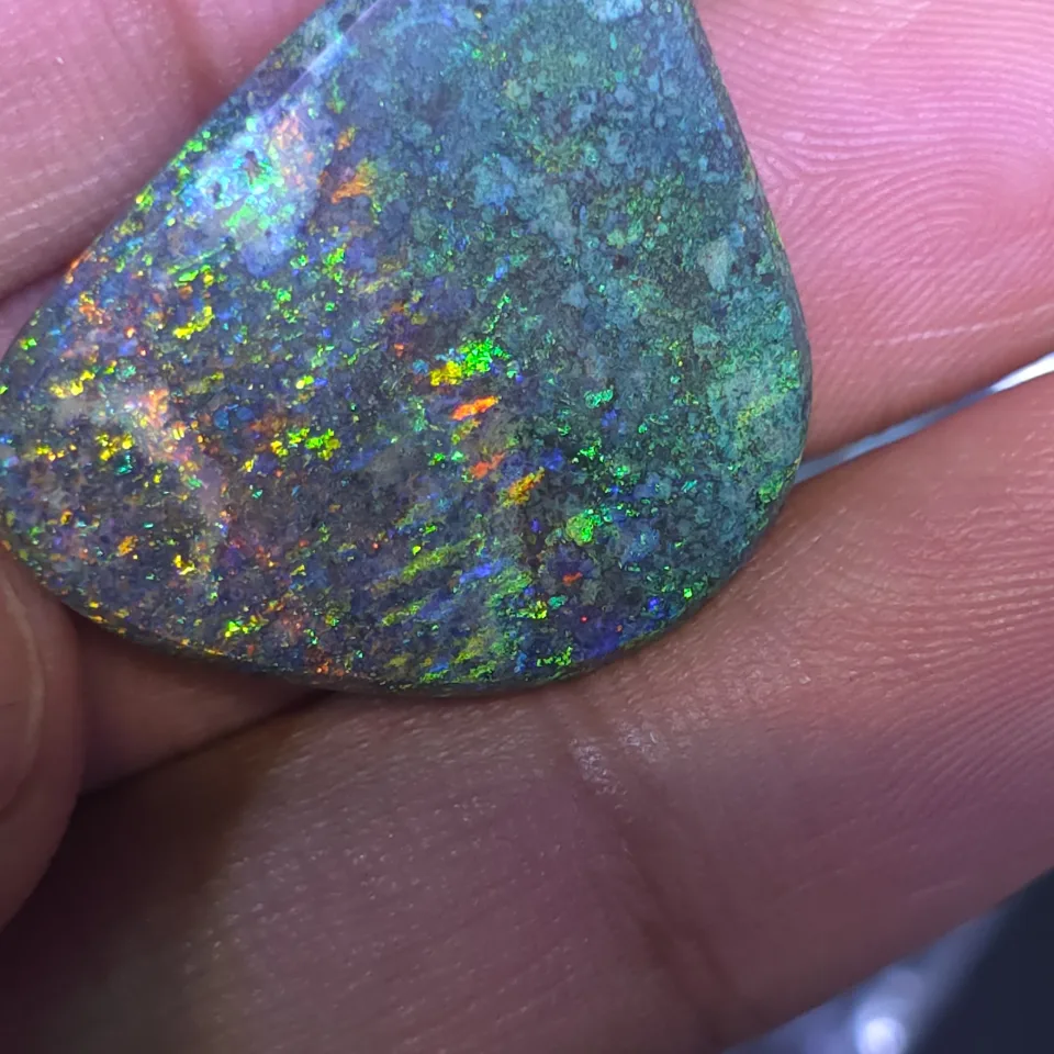 27.9 carats Andamooka Matrix Opal Stone 