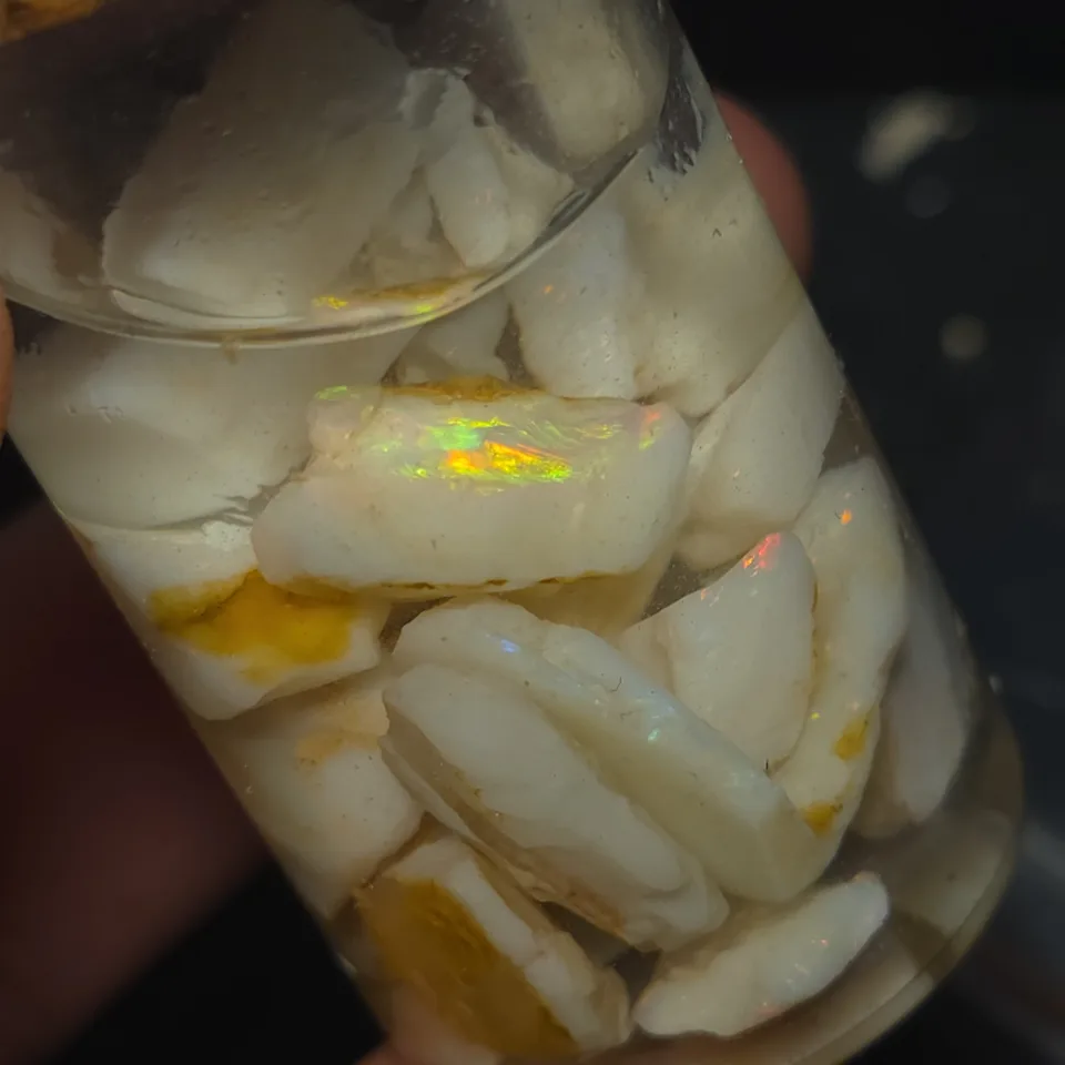 75 Carats Coober Pedy Opal Rough  - 3