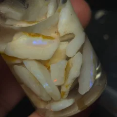 75 Carats Coober Pedy Opal Rough  - 4