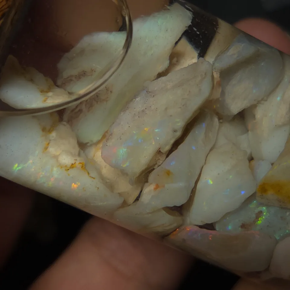 Coober pedy rough Opal 